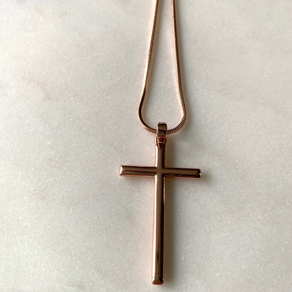 18k Rose Gold Filled Cross Necklace 17.5” - Picture 2 of 2
